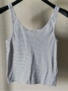 Striped Black and White Tank Top- DIVIDED H&M